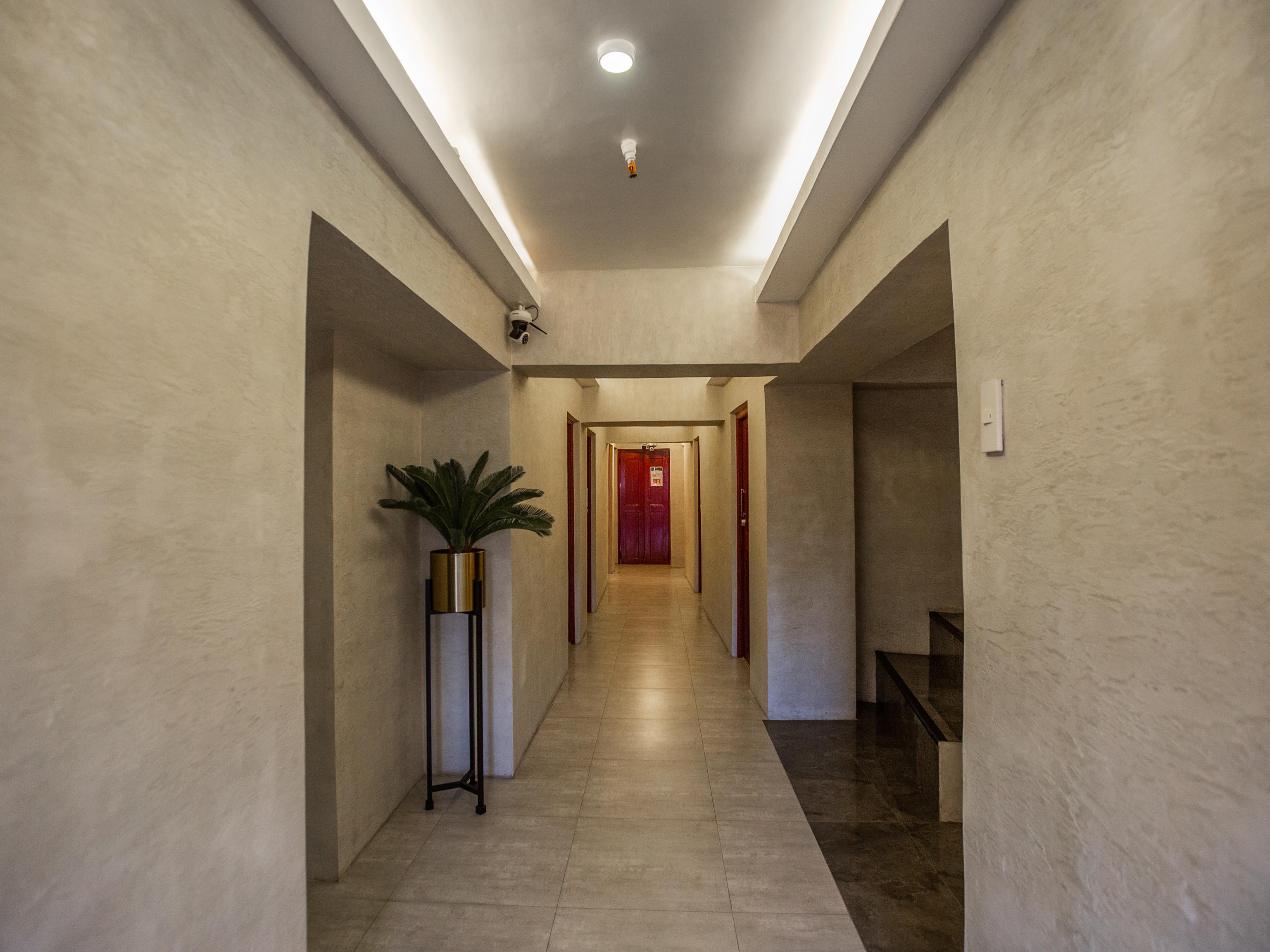 Circuit Hostel Макати Экстерьер фото