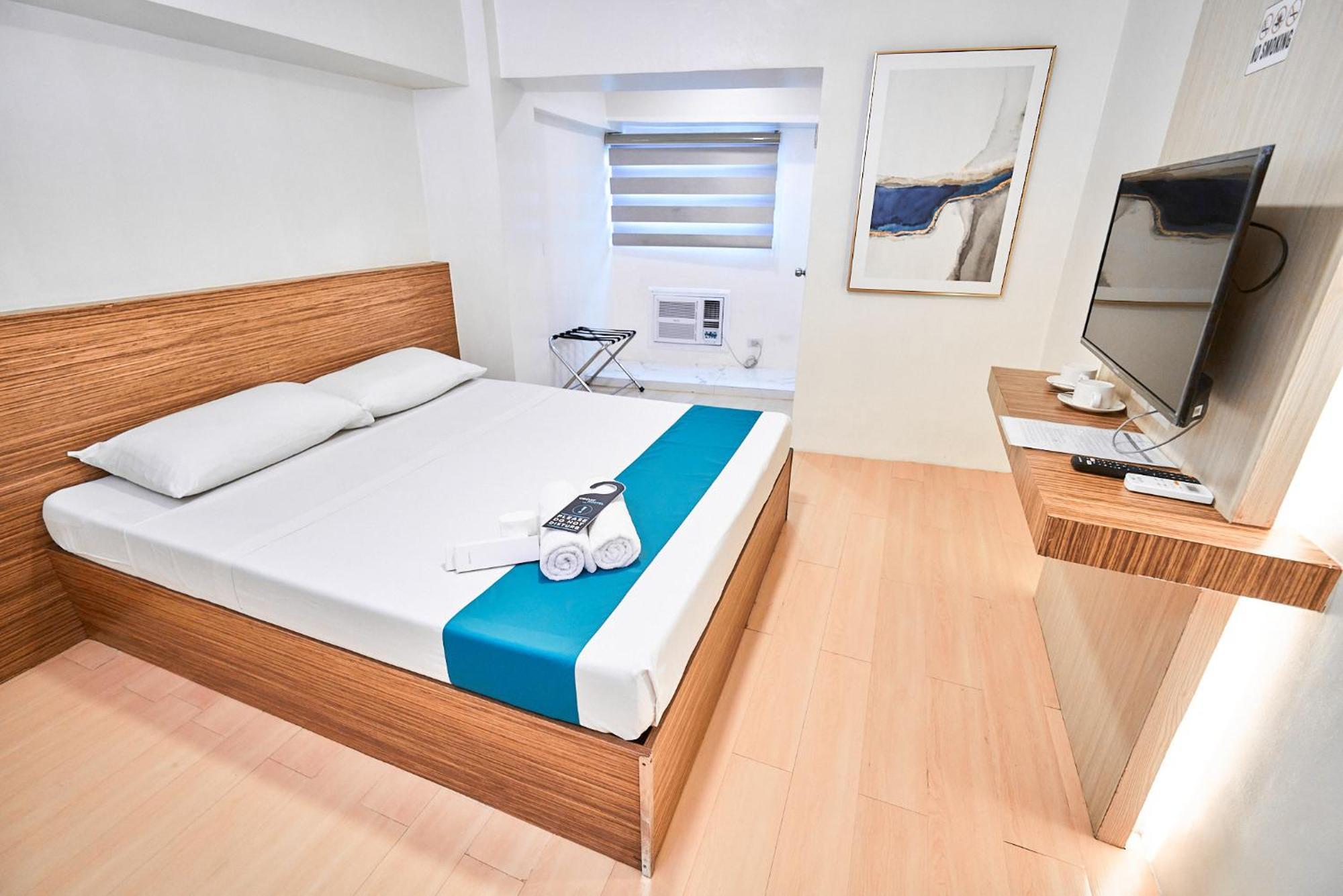 Circuit Hostel Макати Экстерьер фото